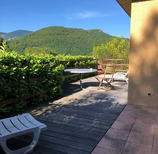 Charming House In Espinet Domain Casa de Férias *